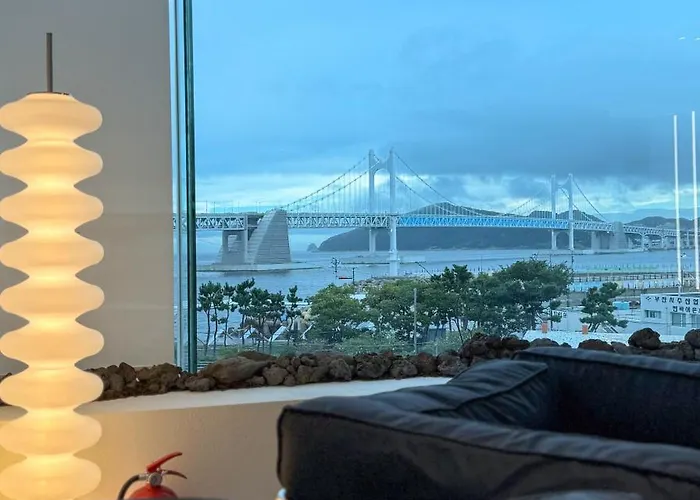광안리 오션뷰 풀빌라 잔울림 Busan