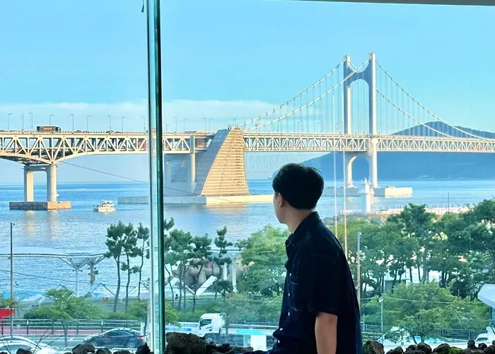 광안리 오션뷰 풀빌라 잔울림 *