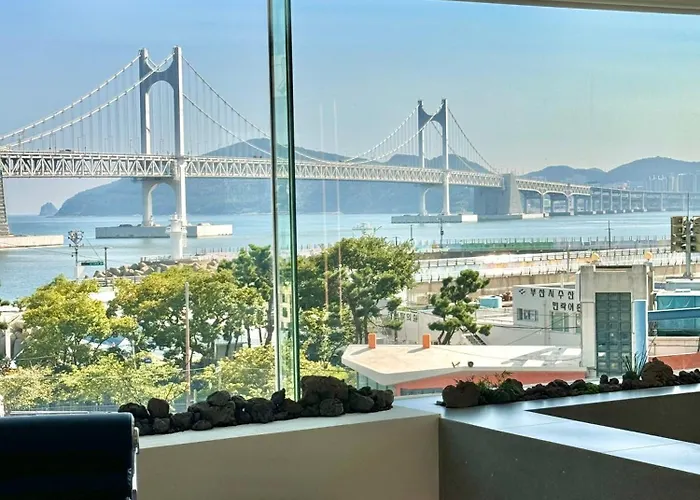 Villa 광안리 오션뷰 풀빌라 잔울림