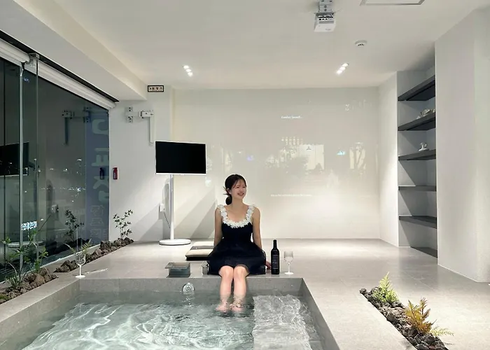 광안리 오션뷰 풀빌라 잔울림 Villa *